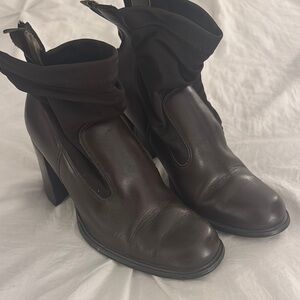 Jones New York Brown Ankle Booties with Chunky Heel